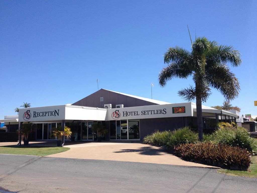 Biloela Hotel Settlers מראה חיצוני תמונה